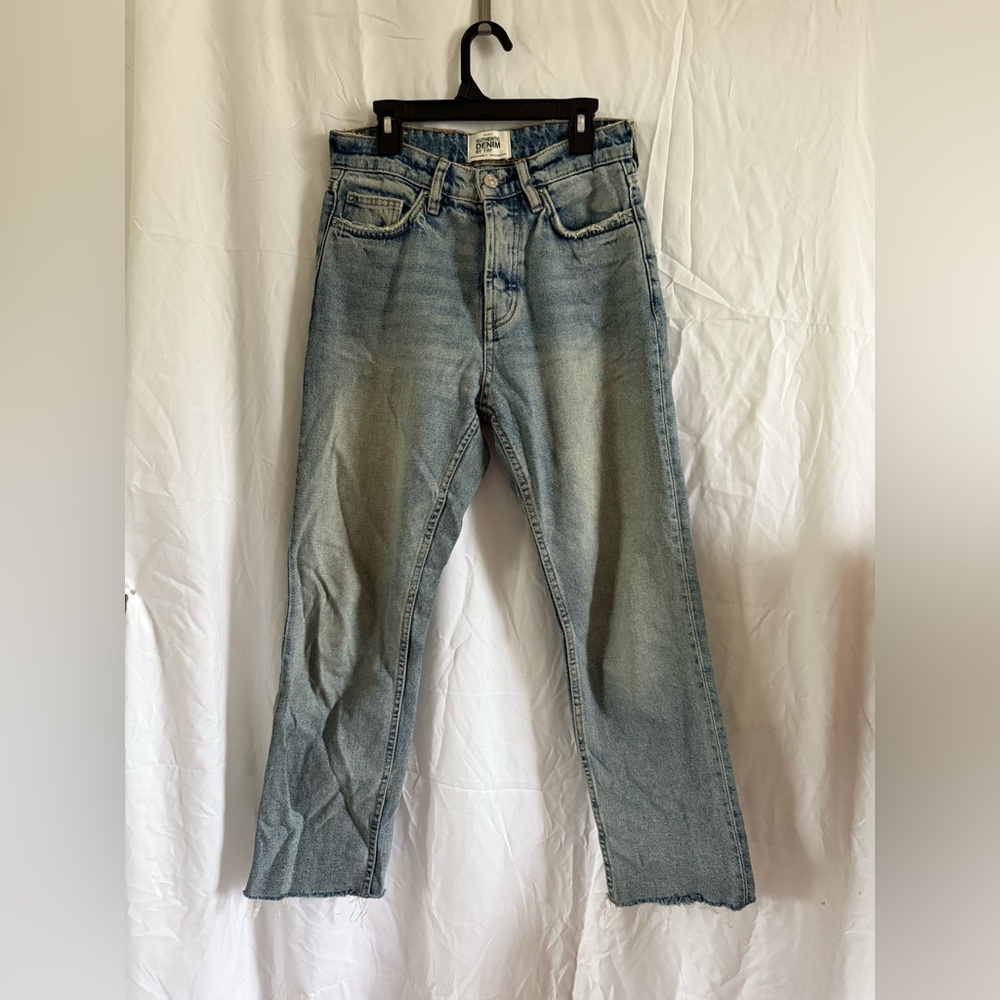 Zara Blue Straight Leg Jeans with Vintage Wash